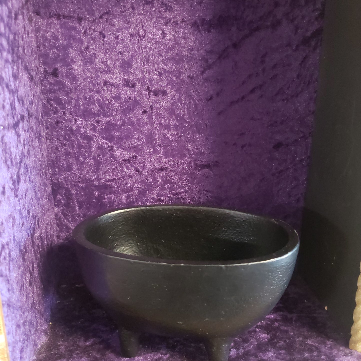 Oval Cast Iron Cauldron