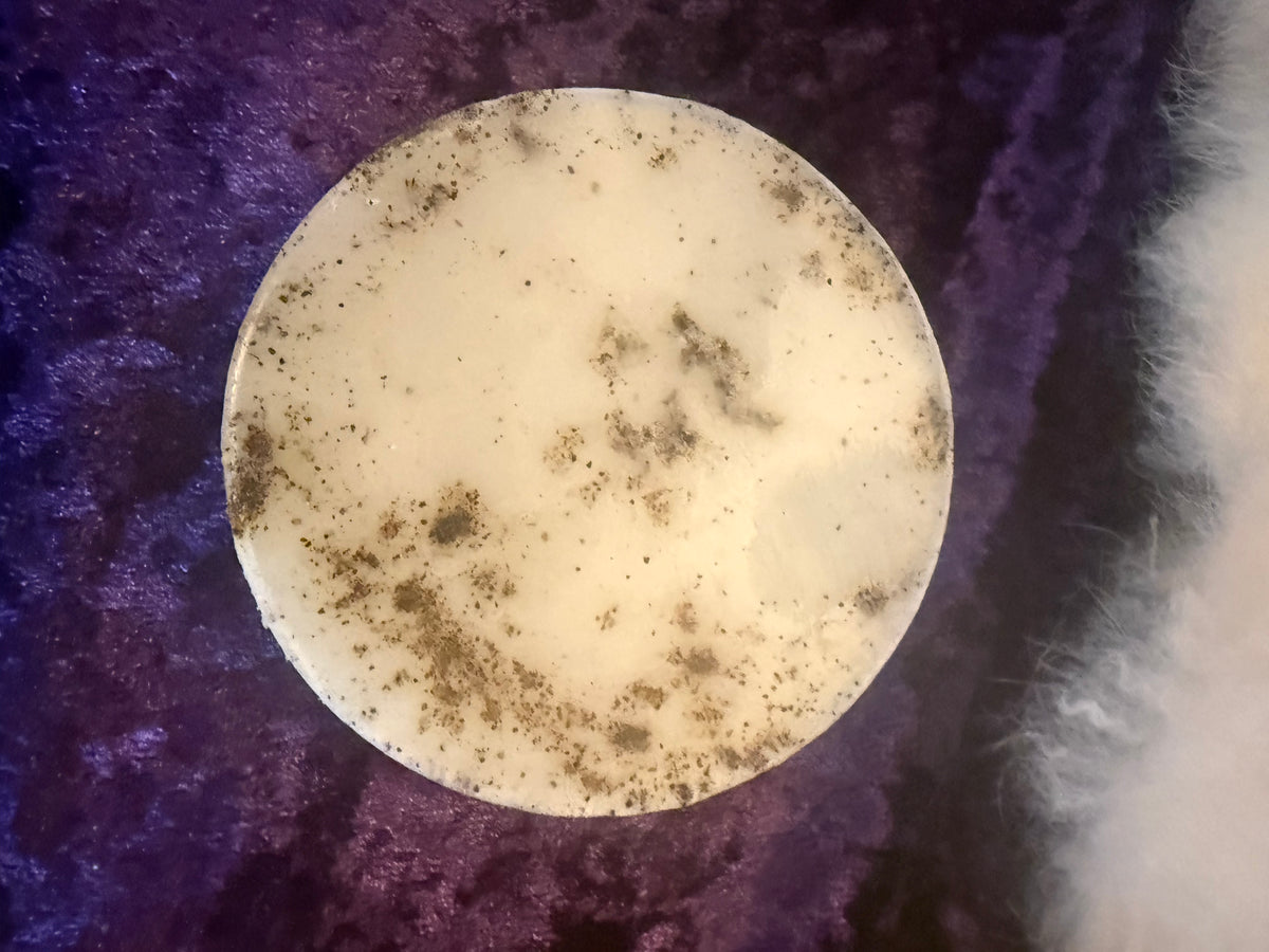 Goats milk exfoliant soap Sweet Bella