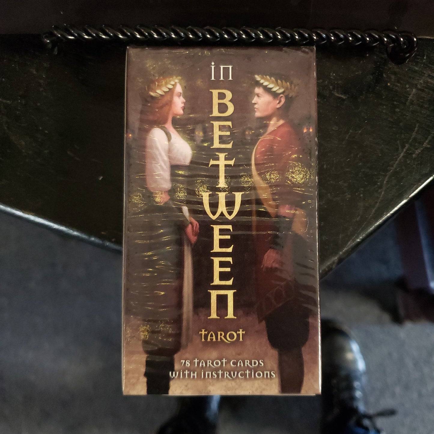 in BETWEEN tarot