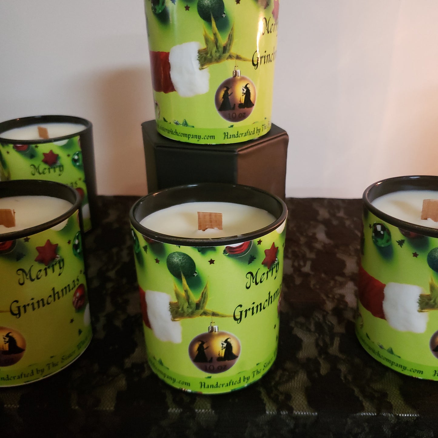 20% OFF Merry Grinch-Mas 10oz Candle's