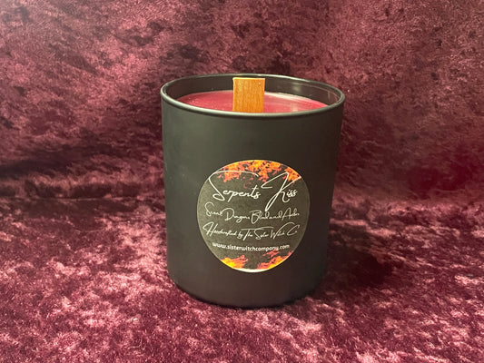 Serpents Kiss Candle (undressed)