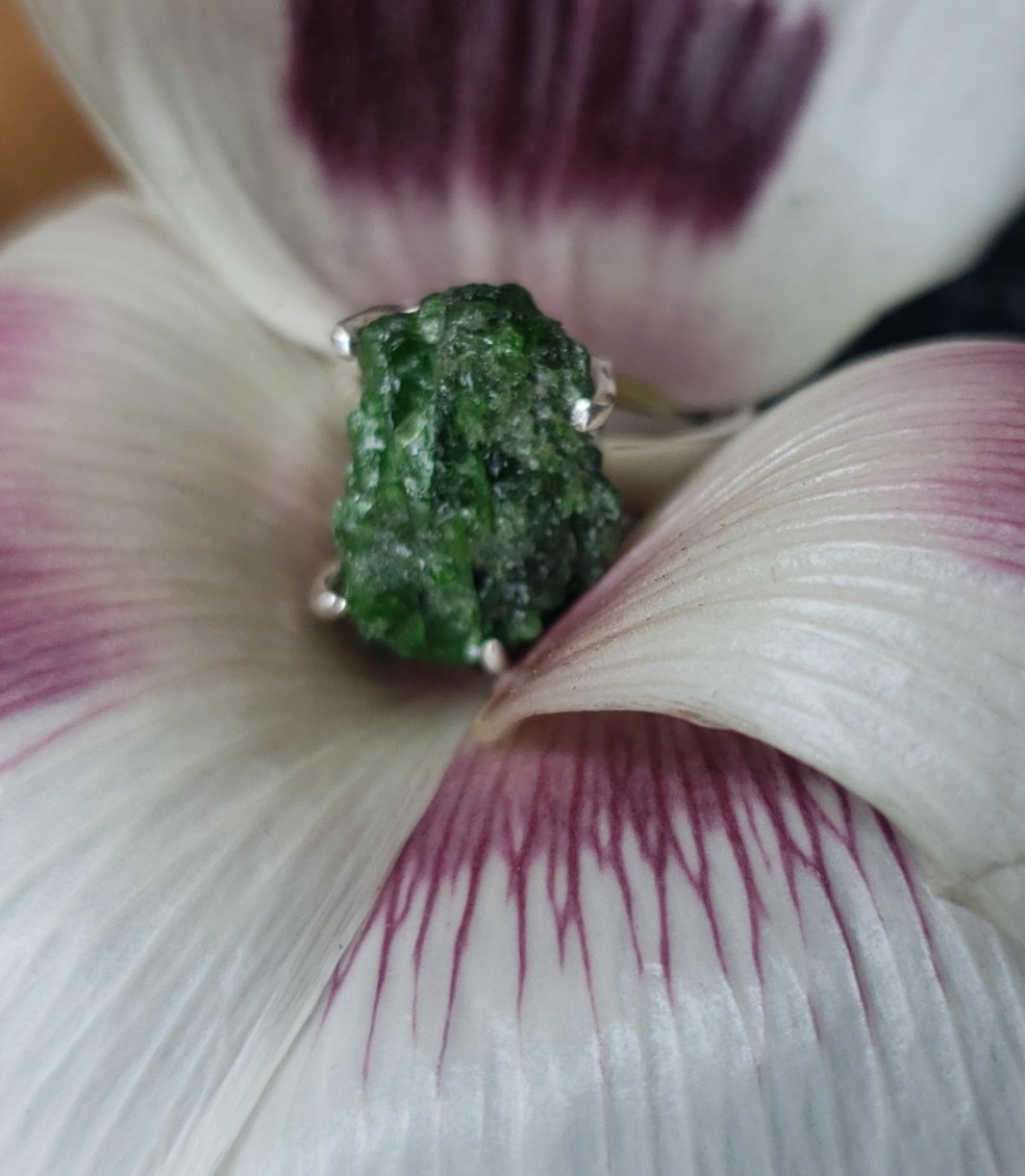 Chrome Diopside Rings