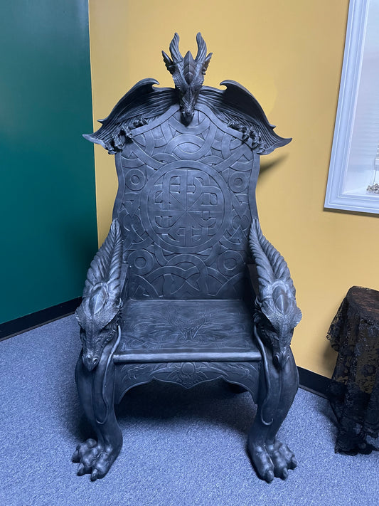 Dragon throne
